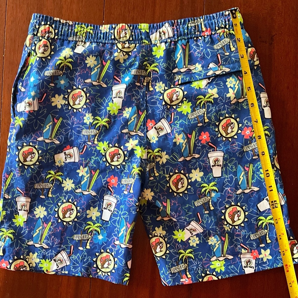 BUC-EE’S | Boys Colorful Swim Shorts | Size M